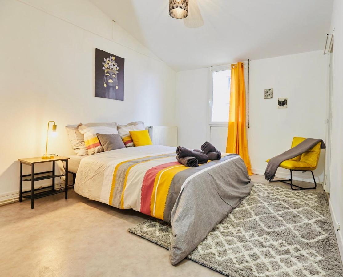 Mona Lisa : Superbe Loft Centre Ville - Parking Gratuit - Wifi Ultra Rapide-Appareil Massage-Netflix-Jeu Societe Troyes Exterior photo